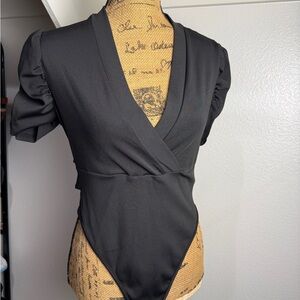 SHEIN Black Wrap Puff Sleeve Bodysuit